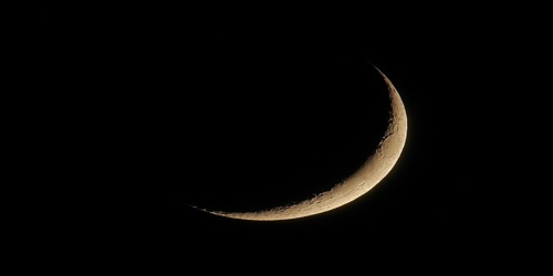 Poem On Moon In Hindi