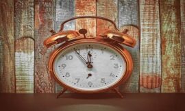 समय पर दोहे :- समय पर आधारित 10 दोहे | Samay Par Dohe | Best Dohe On Time